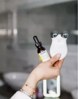 Микротоковый массажер для лица Coolboxbeauty - 3 технологии, омоложение, лифтинг, вибромассаж, нагрев до 45°C thumbnail
