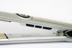 Щипцы-утюжок для волос GEMEI GM-416 - керамическое покрытие, температура 150-230°C, поворот шнура 360° thumbnail