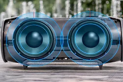Портативная колонка Bluetooth Xtreme 3 - Мощный звук, IP67, 15 часов работы, PartyBoost, Черная thumbnail