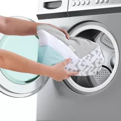 Электронные детские качели-шезлонг Ingenuity SimpleComfort 2в1: 6 скоростей, вращение 180°, 8 мелодий, питание от сети thumbnail