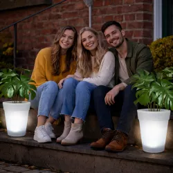 Солнечный цветочный горшок с LED подсветкой - Пластик, 4 светодиода, солнечная панель, 19 см высотой thumbnail