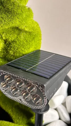 Садовый LED светильник на солнечной батарее - 7 режимов, RGB и белый свет, IP65, автономная работа до 10 часов thumbnail