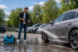 Электрическая мойка высокого давления MKA-02 - 150 Бар, 220V, легкий корпус, комплект аксессуаров для авто и дома thumbnail