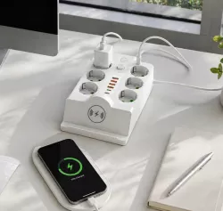Сетевой удлинитель Q380/PNS-08 с беспроводной зарядкой - 6 розеток, 4 USB, 2 Type-C PD, 5м кабель, LED-индикато thumbnail