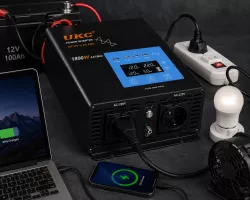 Инвертор UKC AX1800i 1800W - Чистая синусоида, LCD-дисплей, USB/Type-C порты, защита от перегрева и короткого замыкания thumbnail