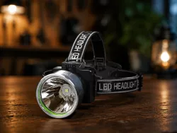 Налобный фонарь UKC M10 Pro - мощный LED свет, зарядка USB Type-C, регулируемый наклон, влагозащита thumbnail