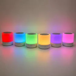 Сенсорный LED ночник с пультом - разноцветная подсветка, USB зарядка, компактный 7x7x7 см thumbnail