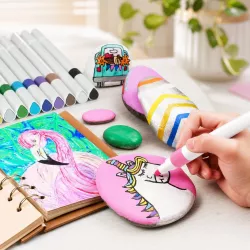 Акварельные маркеры Water Color Pen - 24 ярких цвета, водная основа, удобное ведро для хранения thumbnail