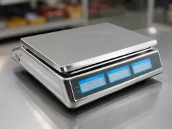 Торговые весы Matarix MX-413 до 50 кг - двойной дисплей, нержавеющий корпус, работа от сети и аккумулятора thumbnail