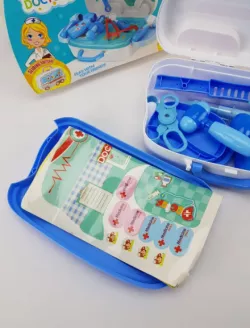 Игровой набор Доктор HAPPY DOCTOR - чемоданчик на колёсах, 10 аксессуаров, от 3 лет, синий thumbnail