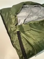Широкий утепленный спальный мешок ХАКИ -25C 1300г./м.кв. Спальник на холофайбере, водонепроницаемый