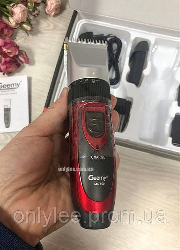 Акумуляторна машинка для стриження волосся тример електричний із двома акумуляторами Geemy GM-550 червона