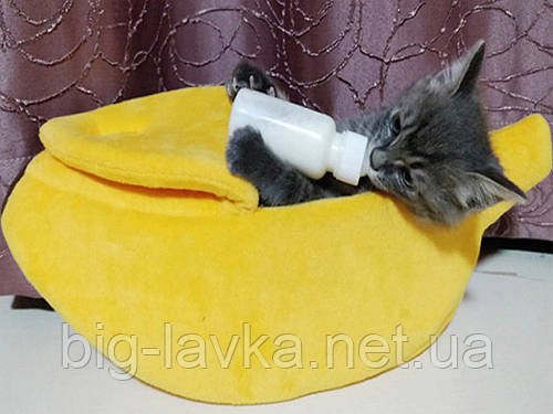 Лежак для собак та кішок Банан L Жовтий