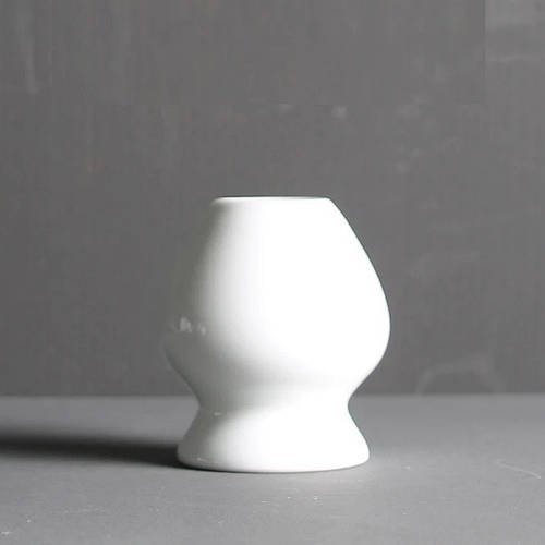 Кусенаоші Naoshi Whisk Holder для приготування матча Білий