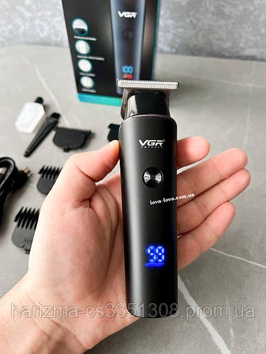 Професійний акумуляторний тример для бороди та вусів VGR V-937 зі змінними насадками 1.5-4.5 мм