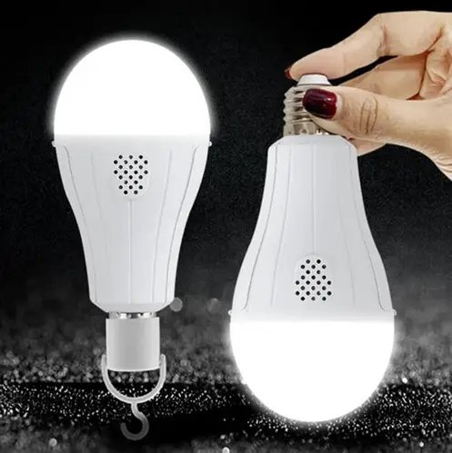 Лампочка з акумулятором 2x18650 20w HP227