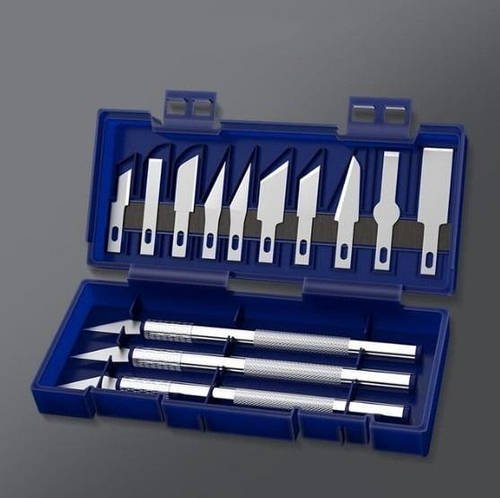 Набір скальпелів Stationery MY-001 13 в 1 (3 скальпелі + 10 змінних лез)