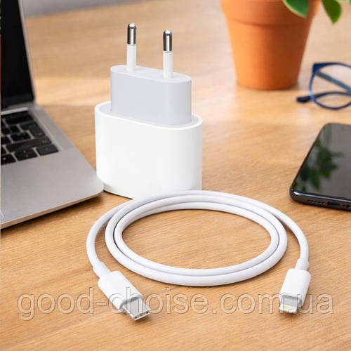 Зарядний пристрій 220В, 3А, 20Вт з кабелем Type-C - Lightning, WUW-T12 / Мережевий адаптер / Мережевий зарядний пристрій